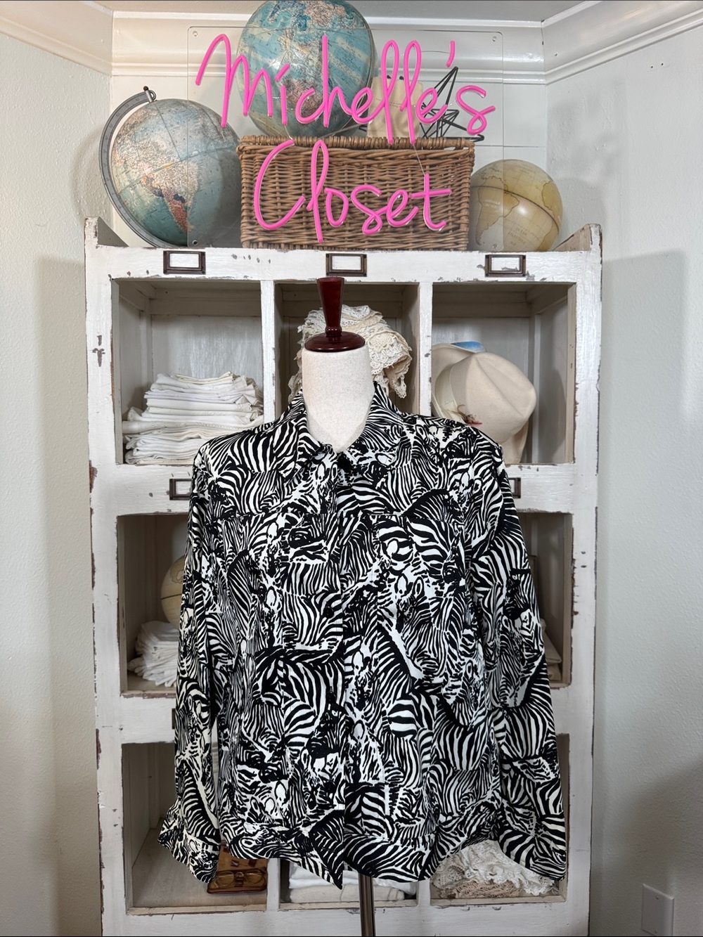 Alfred Dunner Black and White Zebra Print Petite Blouse